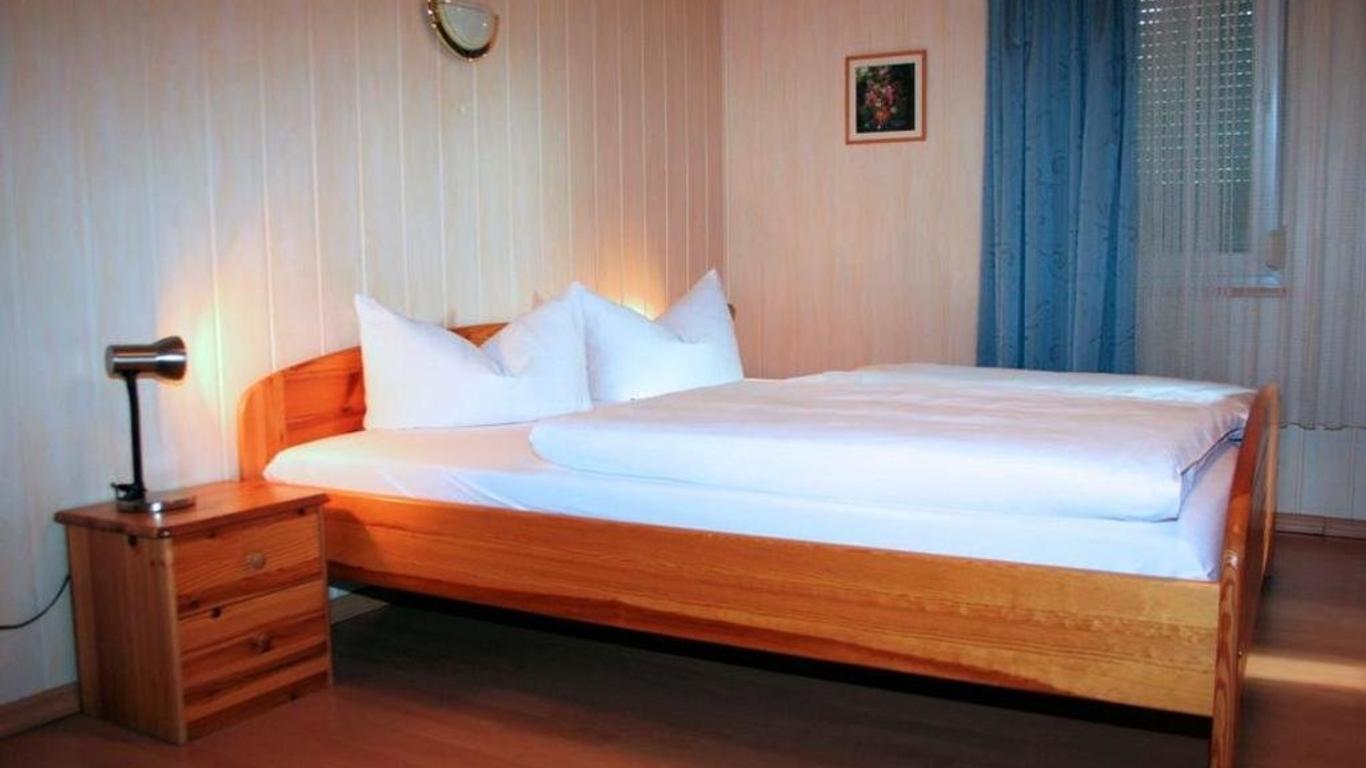 Hotel Weibertreu