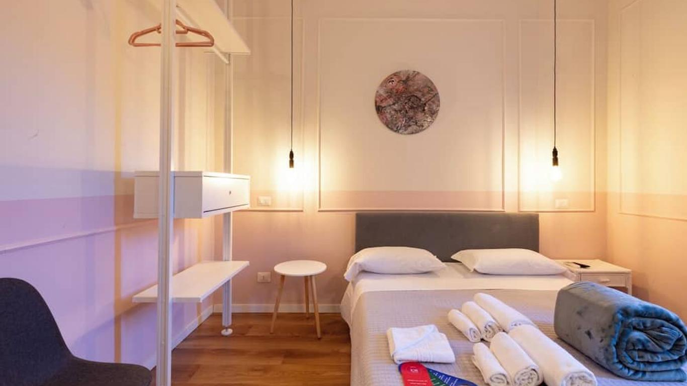 Home 16 Relais