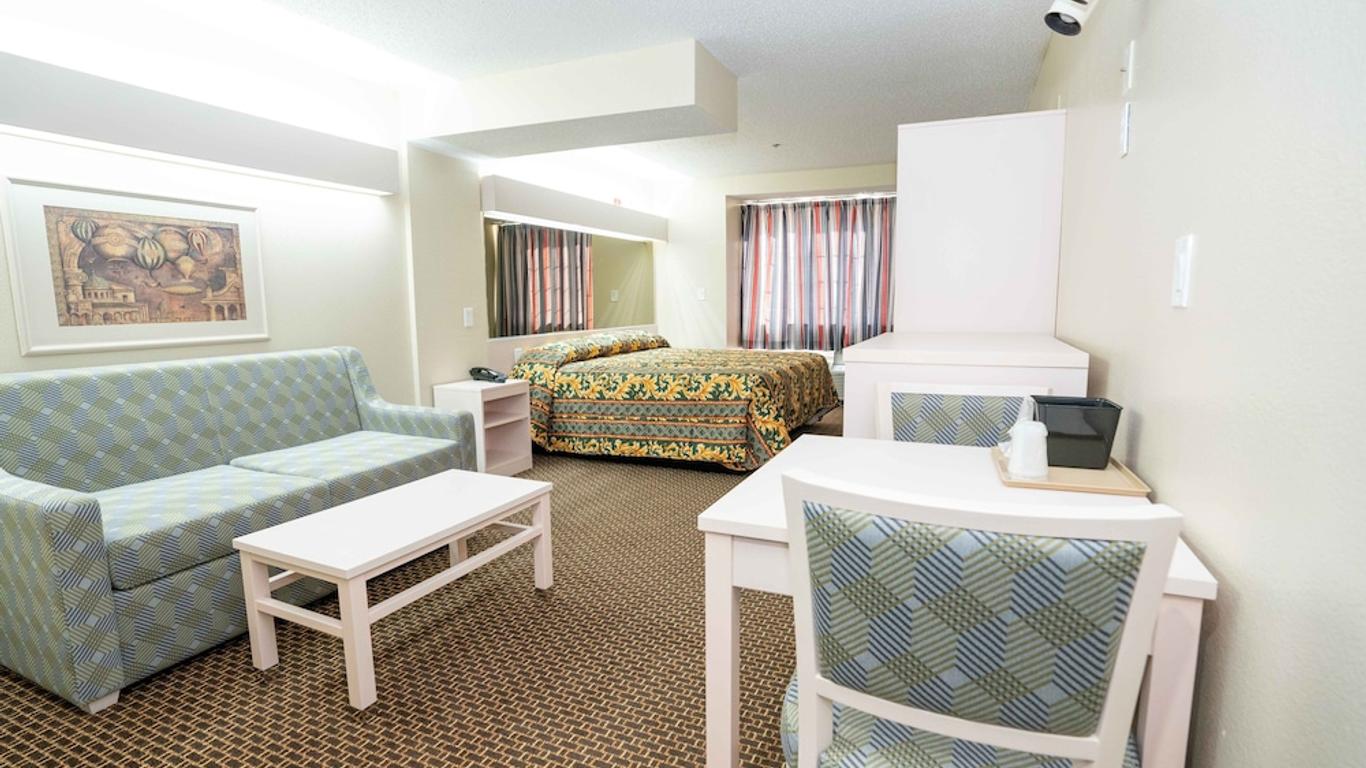 Regency Inn & Suites Dfw