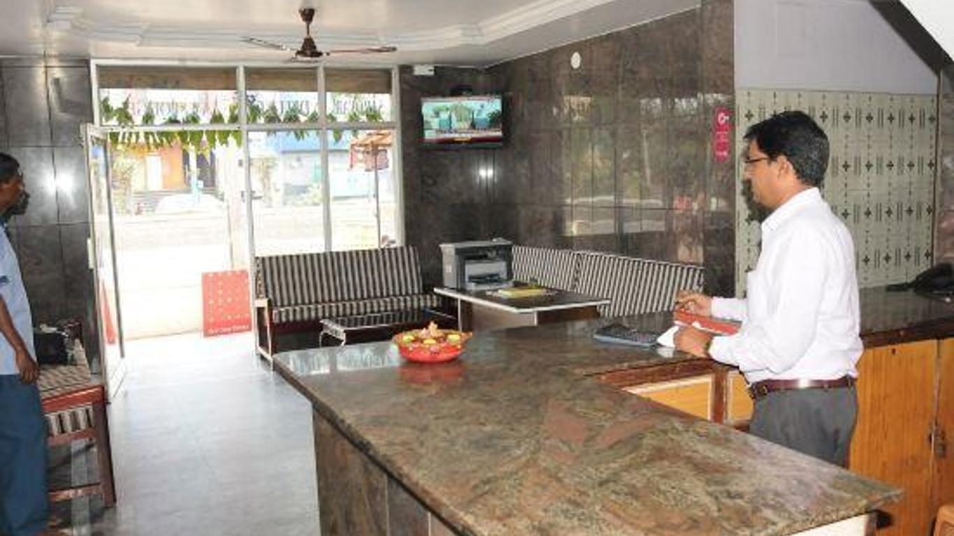 Hotel Sarovar Deluxe
