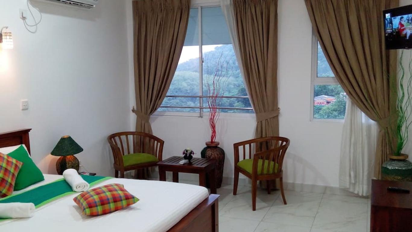 Green Tulip Hotel Kandy