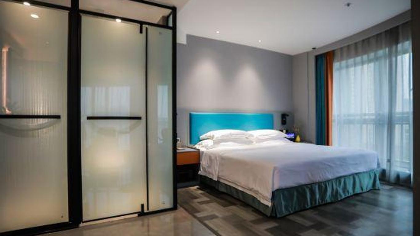 Yueya Jiangnan Spring Hotel
