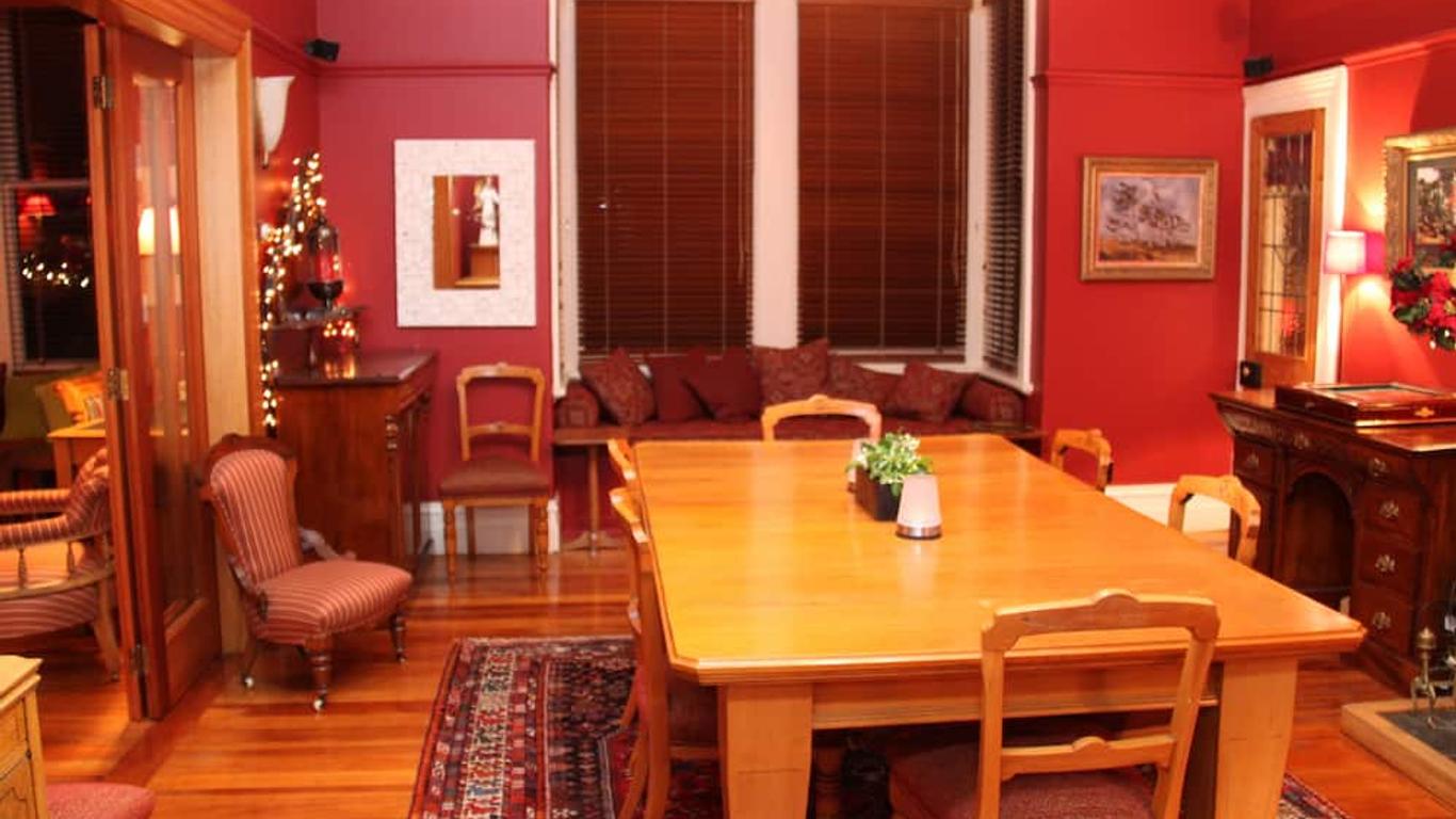 Villa Rouge B&B