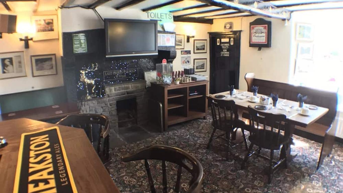 The Fox & Hounds Inn