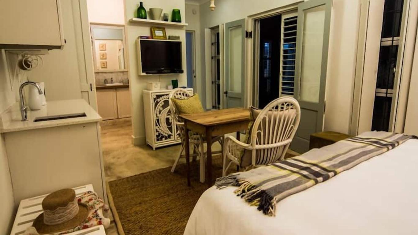 Maison H Guest House