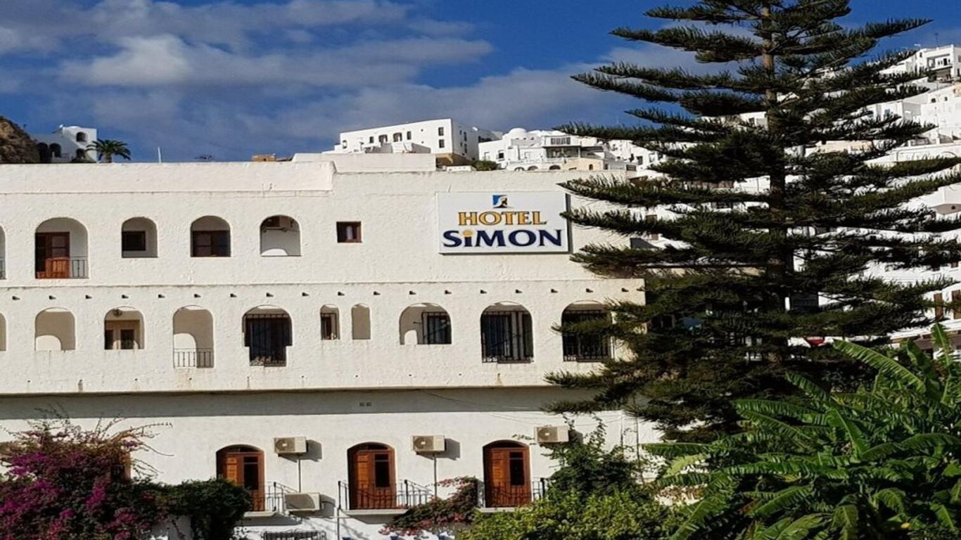 Hotel Simón