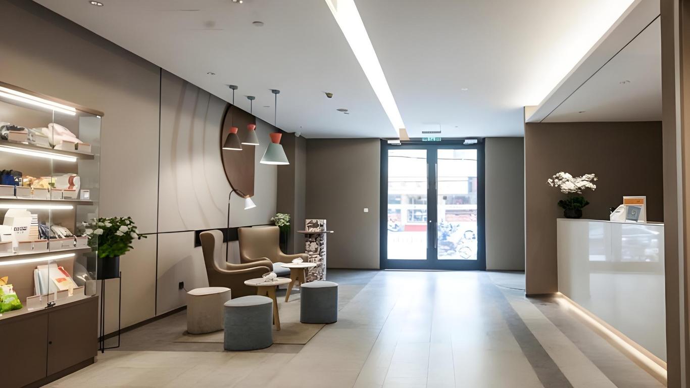 Home Inn Neo Shanghai Jinqiao Center