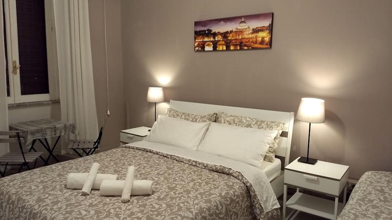 Amoraroma, Economy Guest House With Shar