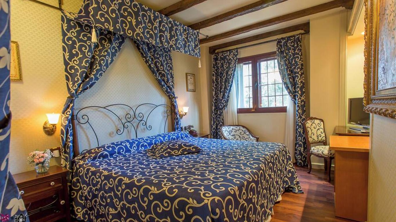 Masia De Lacy Hotel
