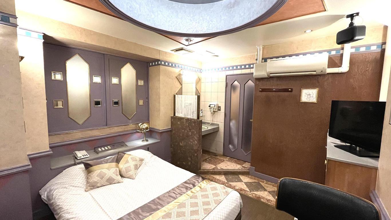 Hotel Crystal (Adult Only)