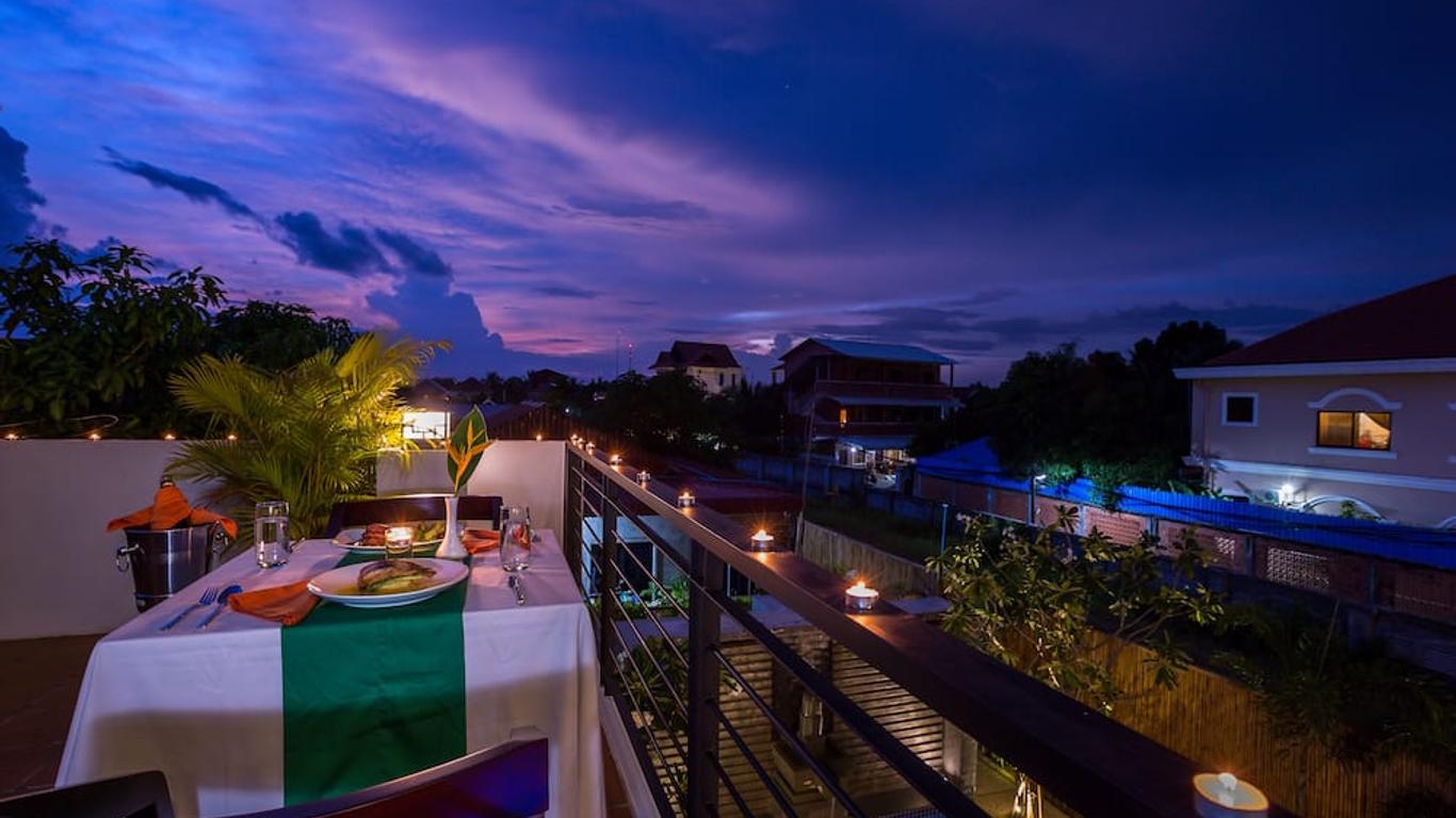 Silver Palms Residence