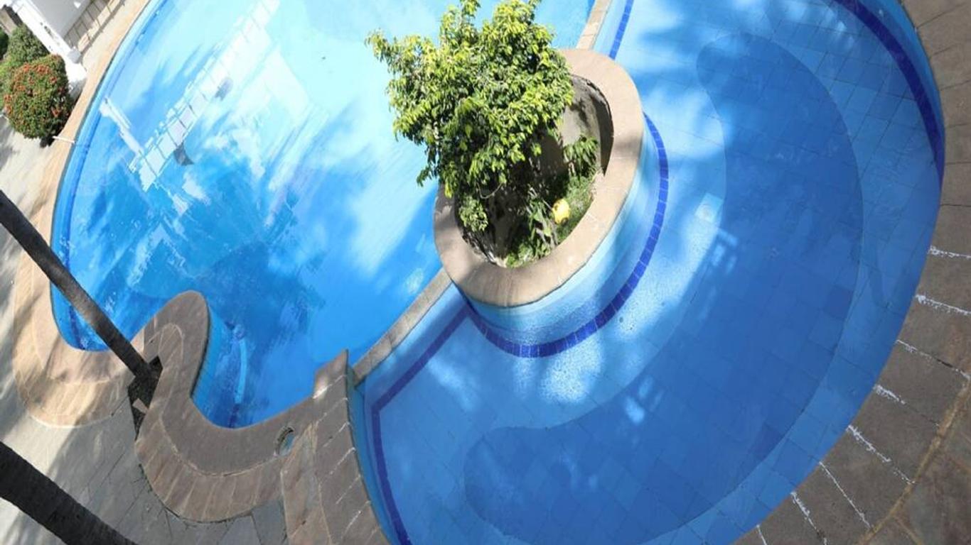 Green Coconut Resort-Ecr