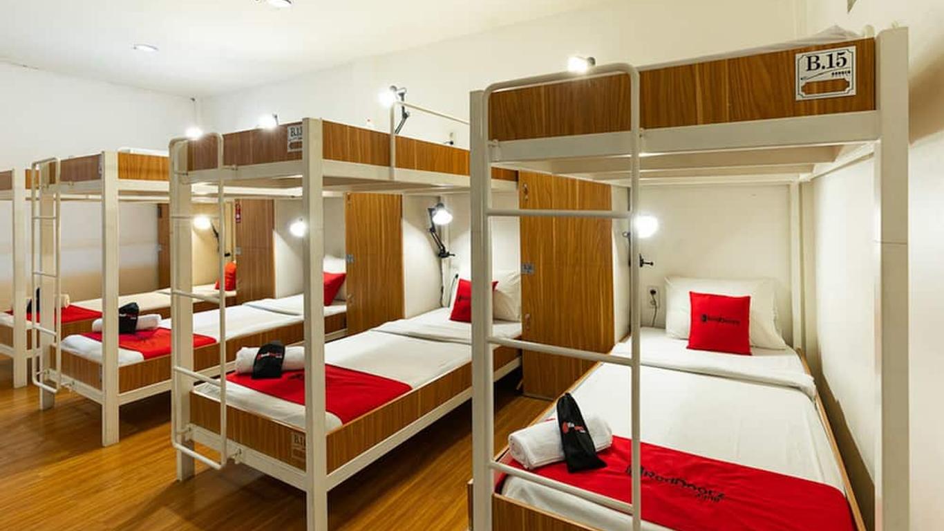 RedDoorz Hostel @ Dago 2