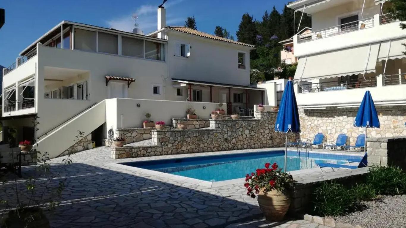 Geni Garden Apartments