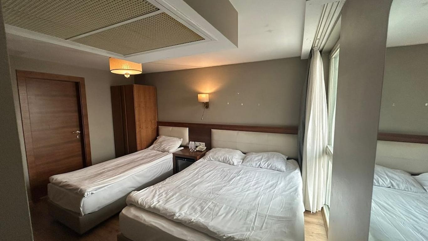 2017 Hotel