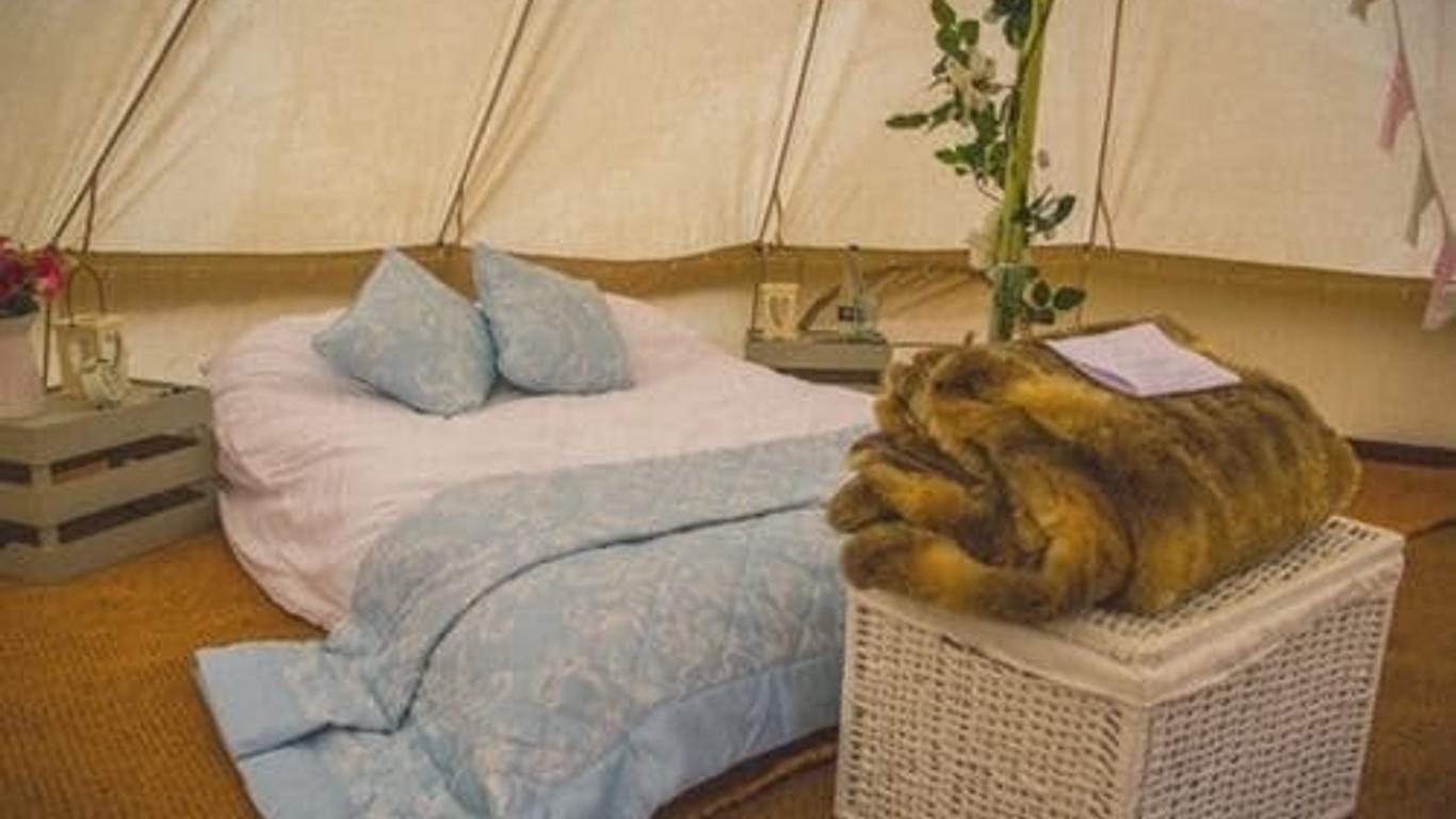 Skipbridge Farm Shepherds Huts