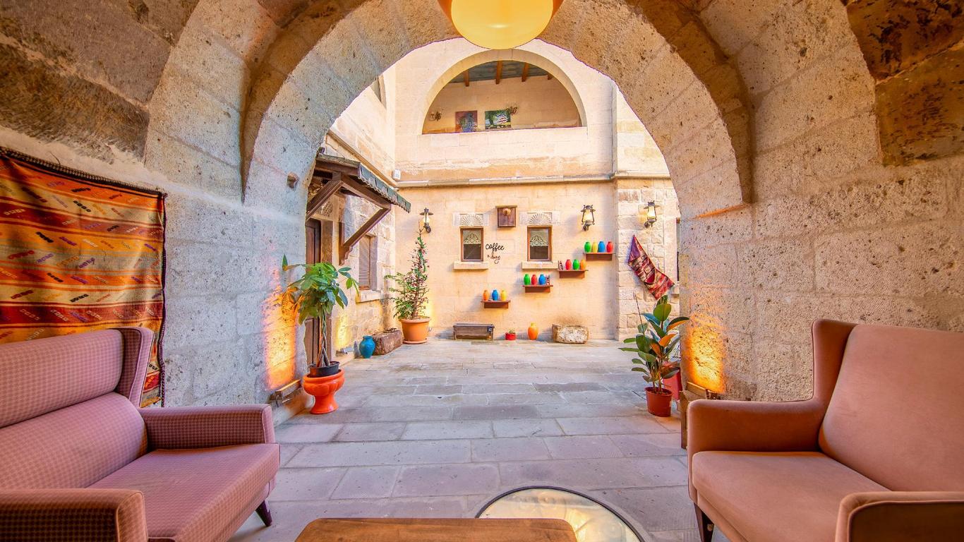 Aurora Cave Hotel