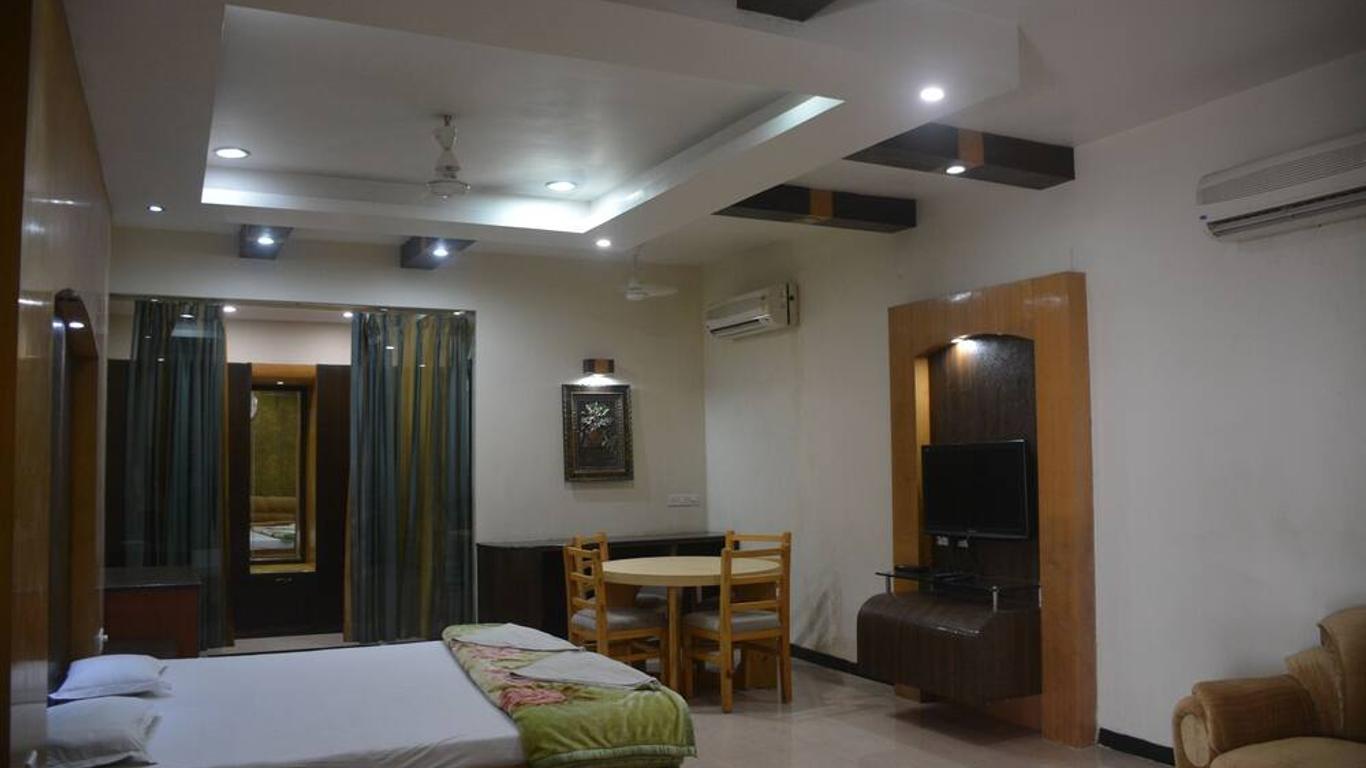 Hotel Naveen Residency