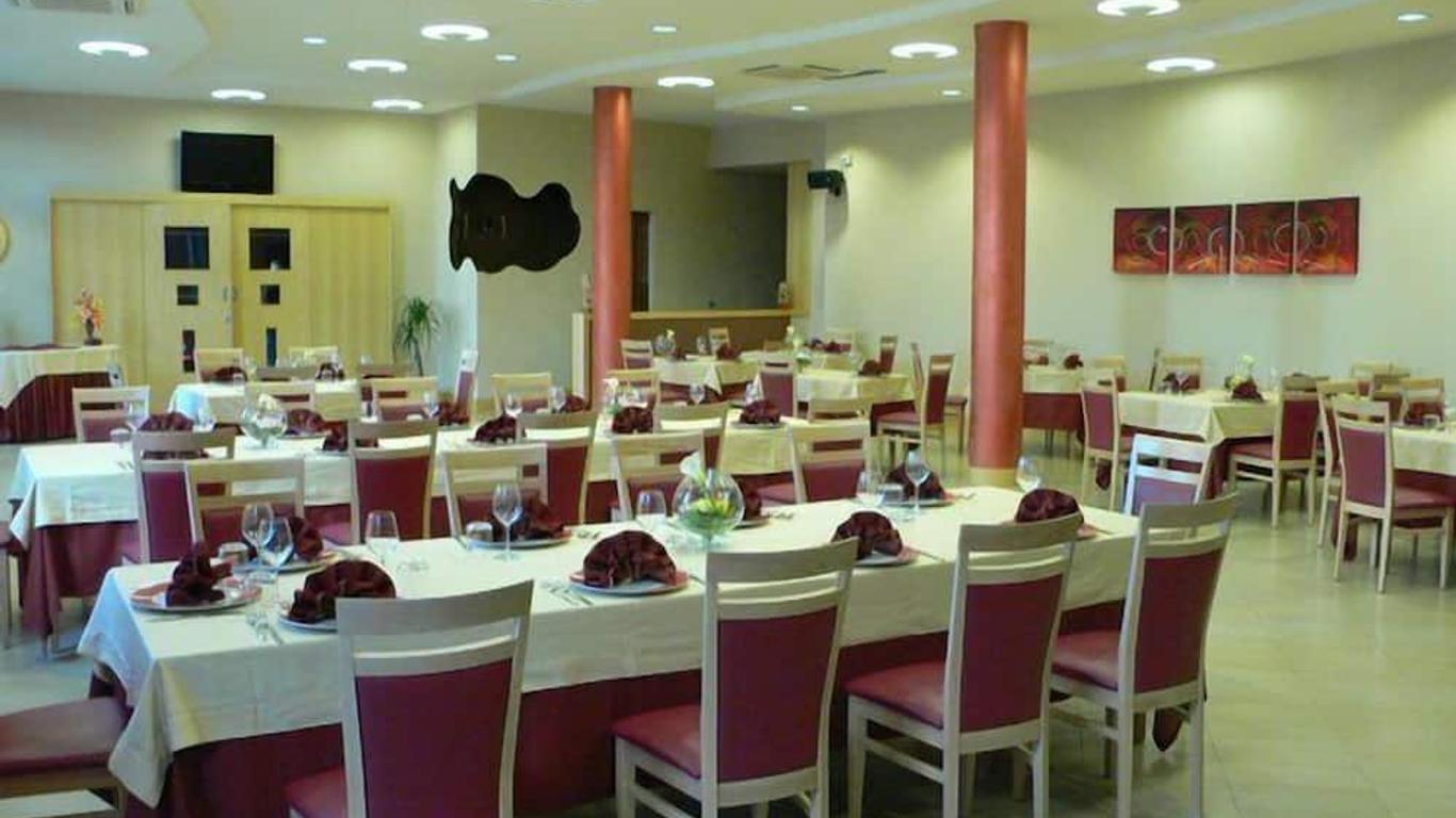 Hotel Airone