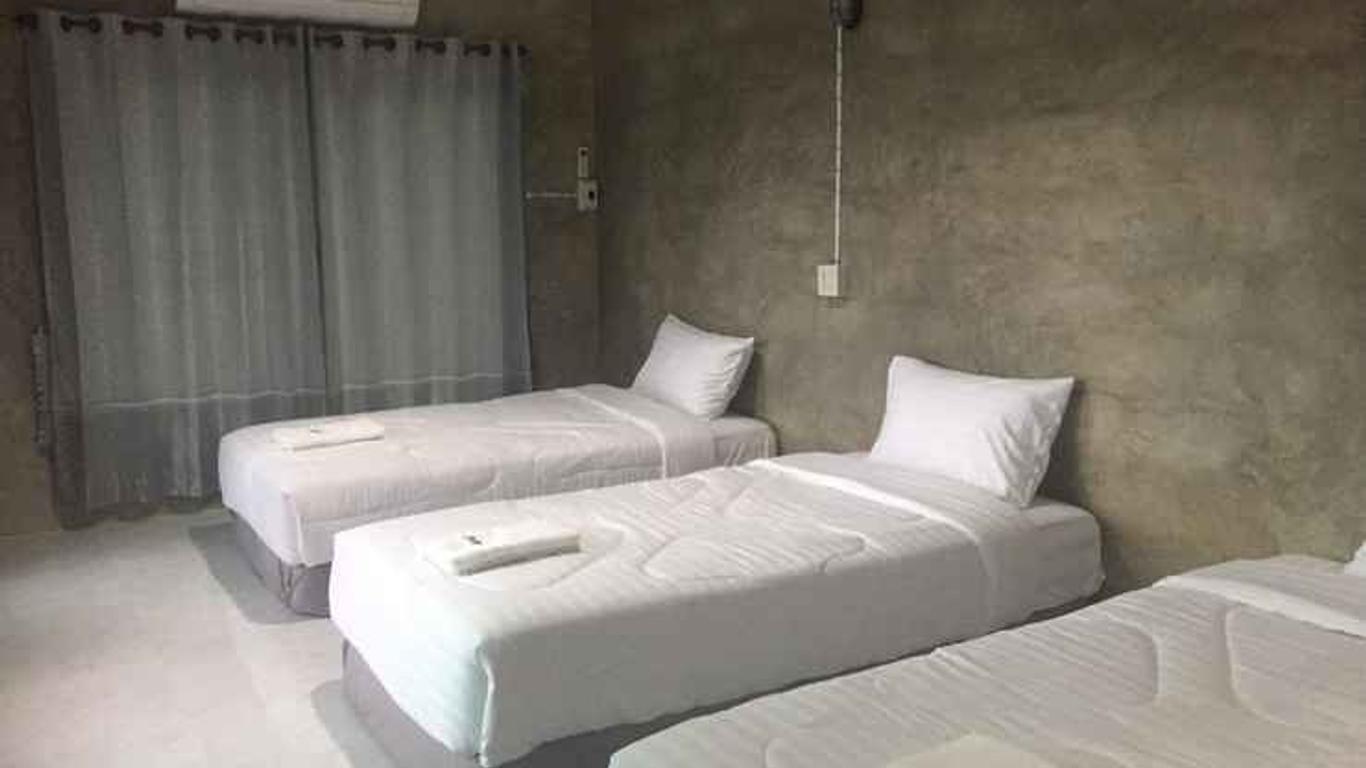 Phujinda Homestay