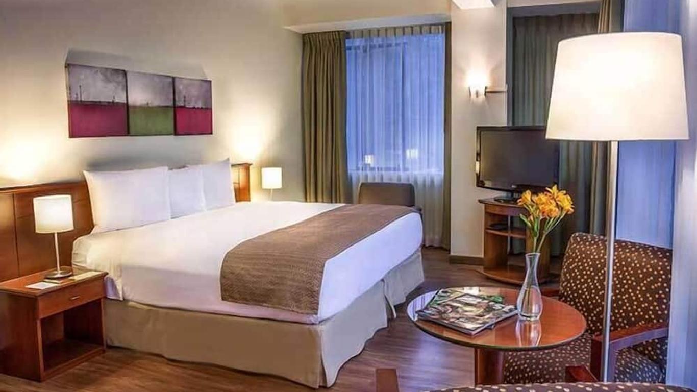Del Prado Hotel