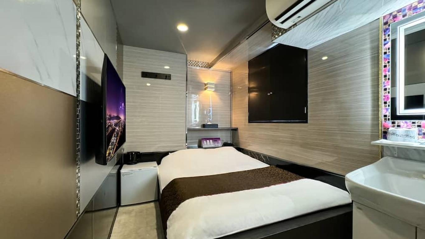 Hotel Amethyst