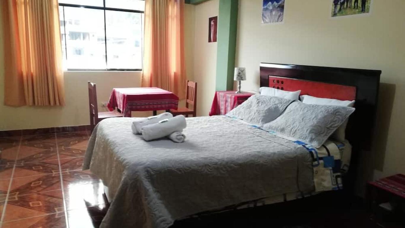 Artesonraju Hostel Huaraz