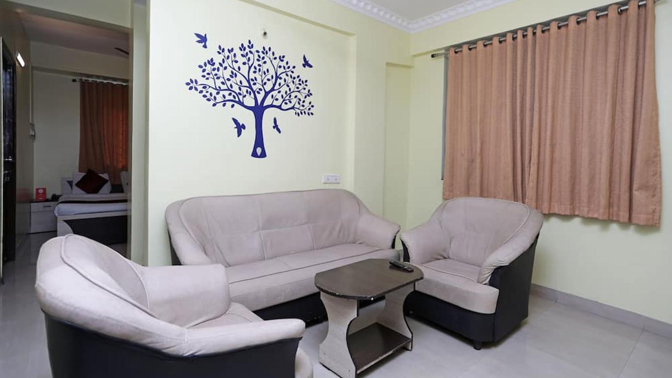 OYO 704 Apartment Kharadi