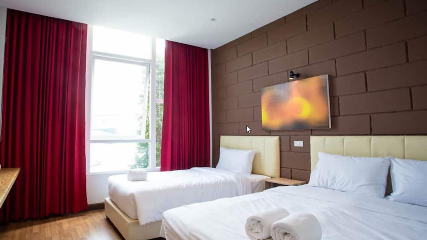 The Zell Budget Hotel Buriam