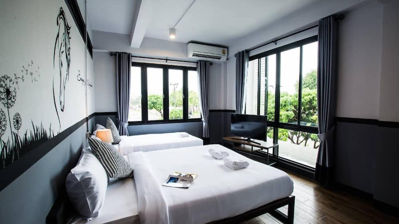 By Hotel Kanchanaburi