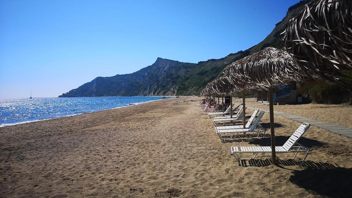 Asprokavos beach apartment and studio