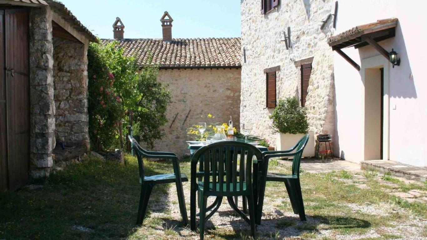 Borgo Di Fonni