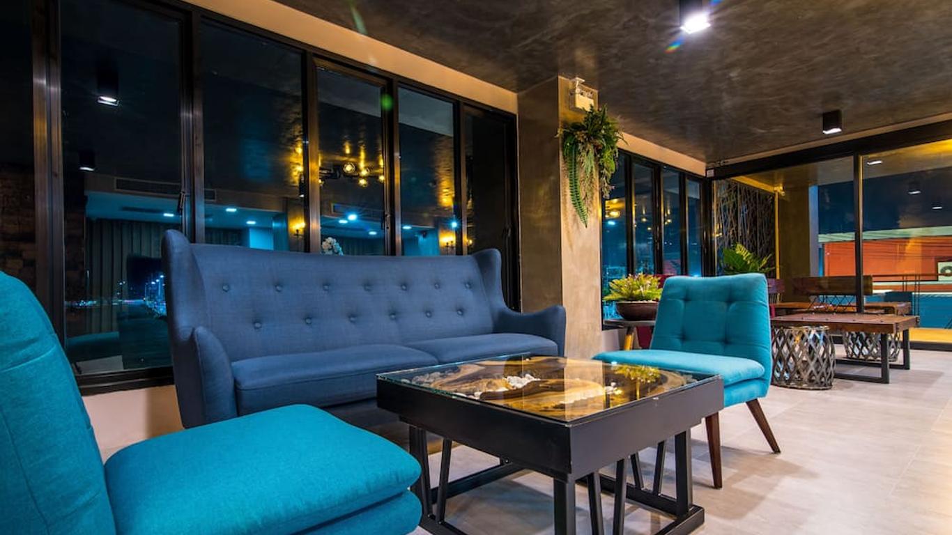 De V Loft Hotel