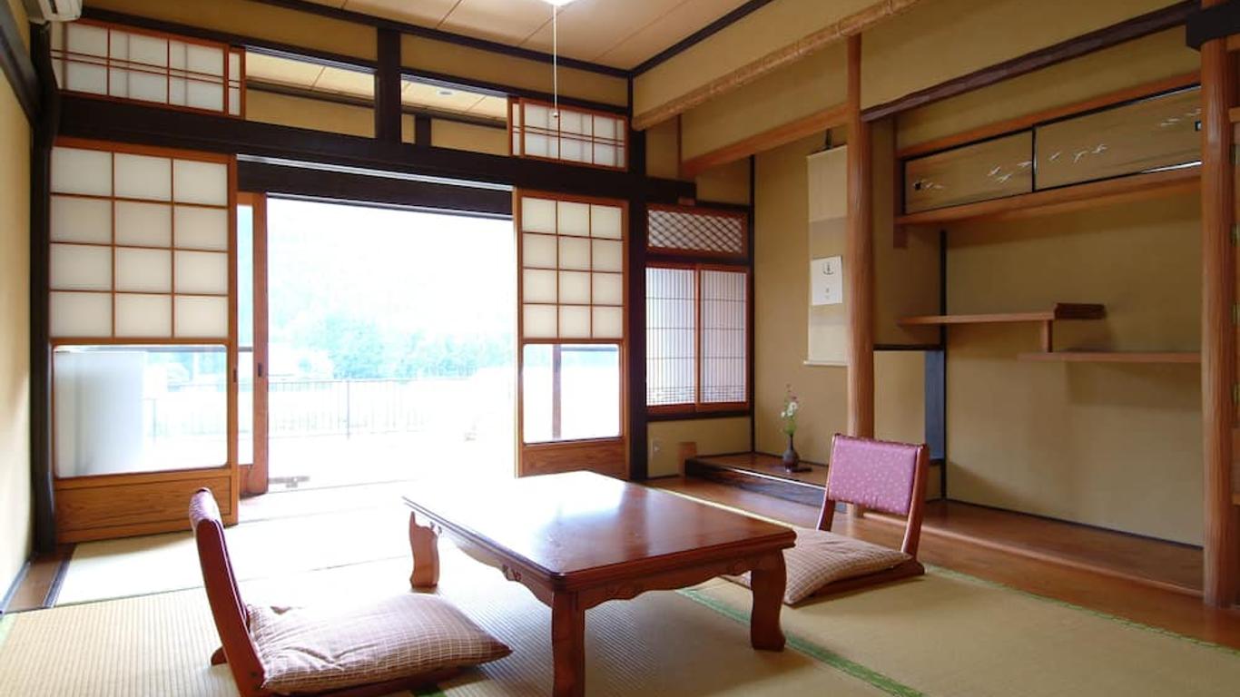 Miyama Heimat Youth Hostel