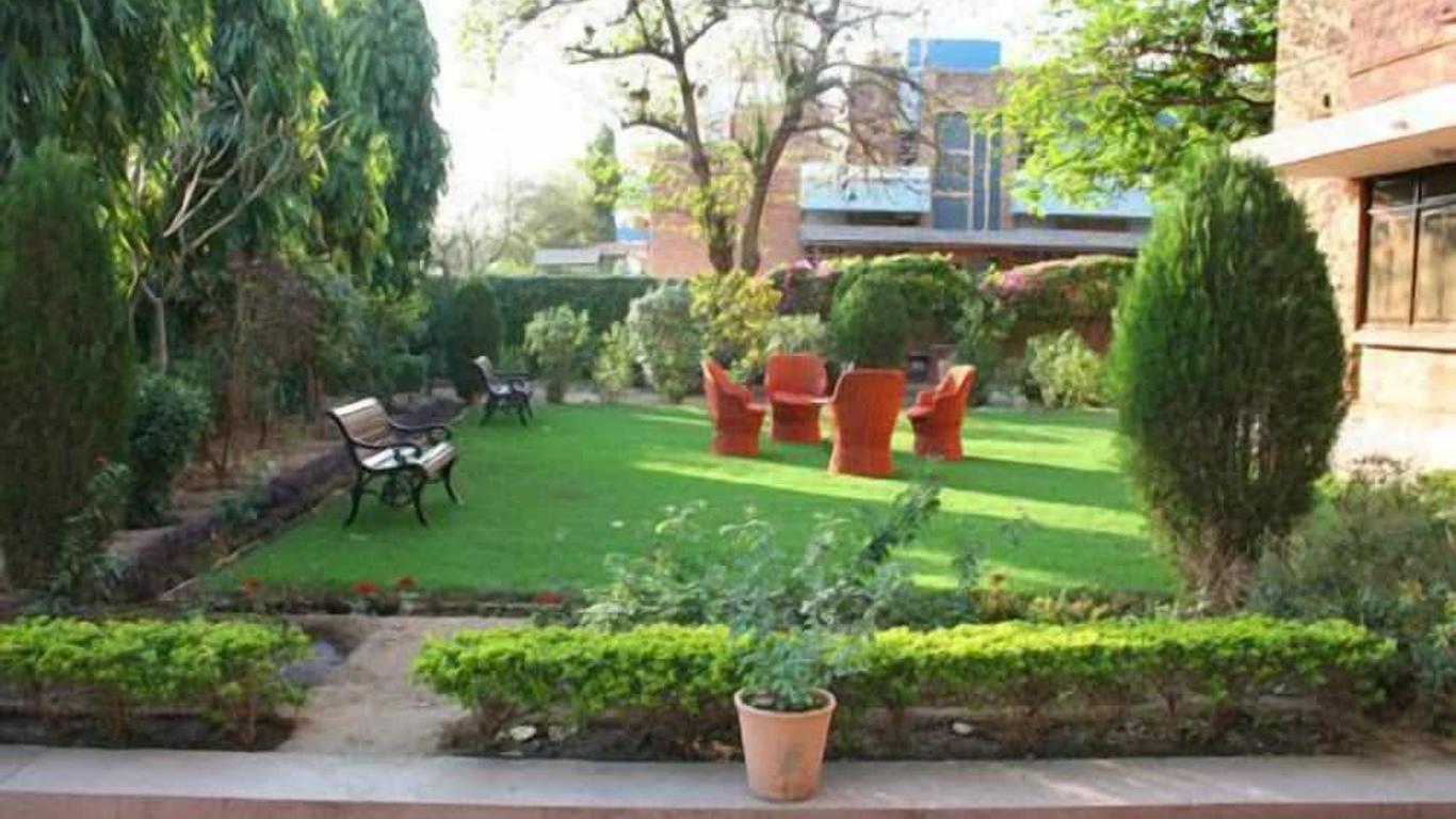 Surya Kunj Home Stay