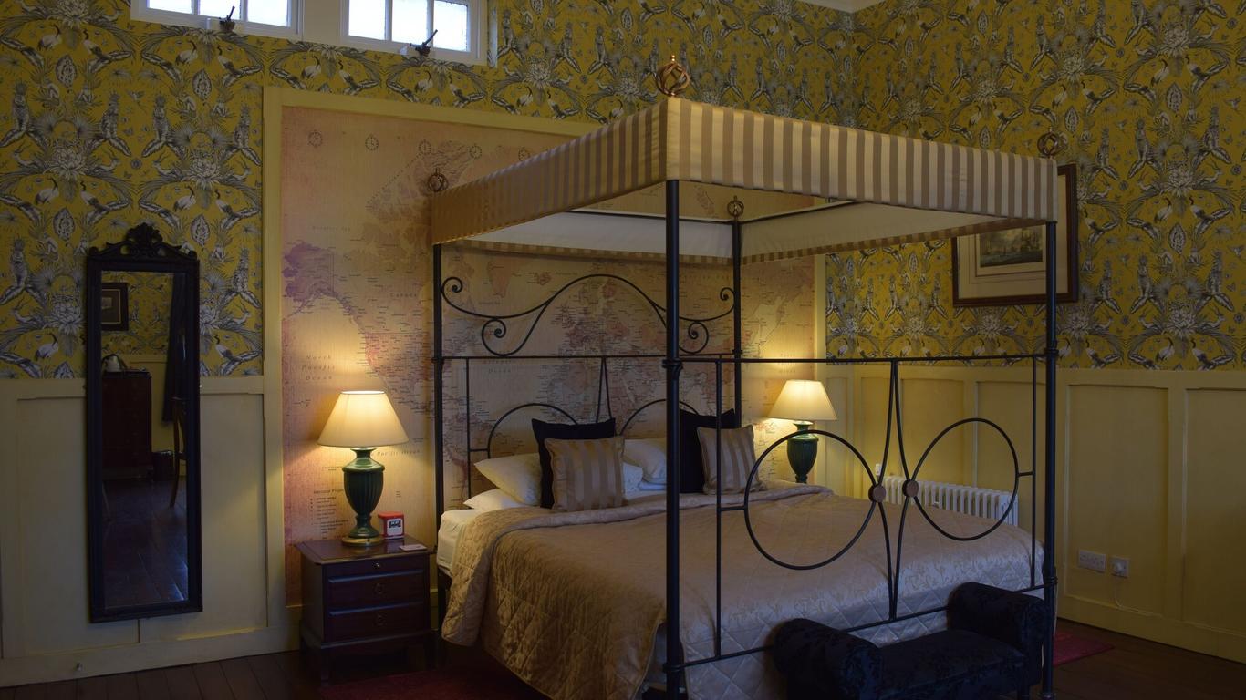 The Old School Dalleagles B&B