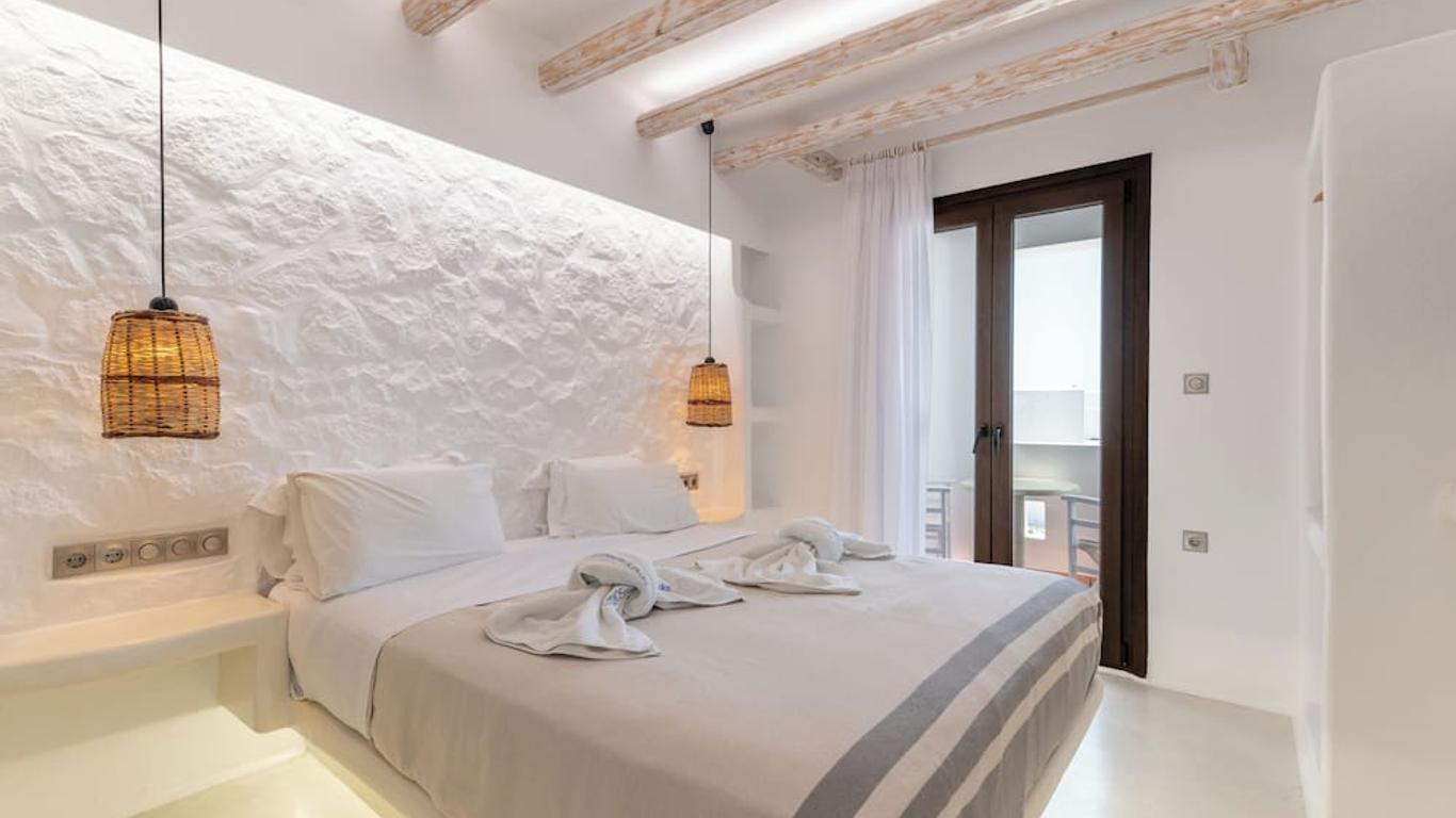 Nikos Apartments and Studios