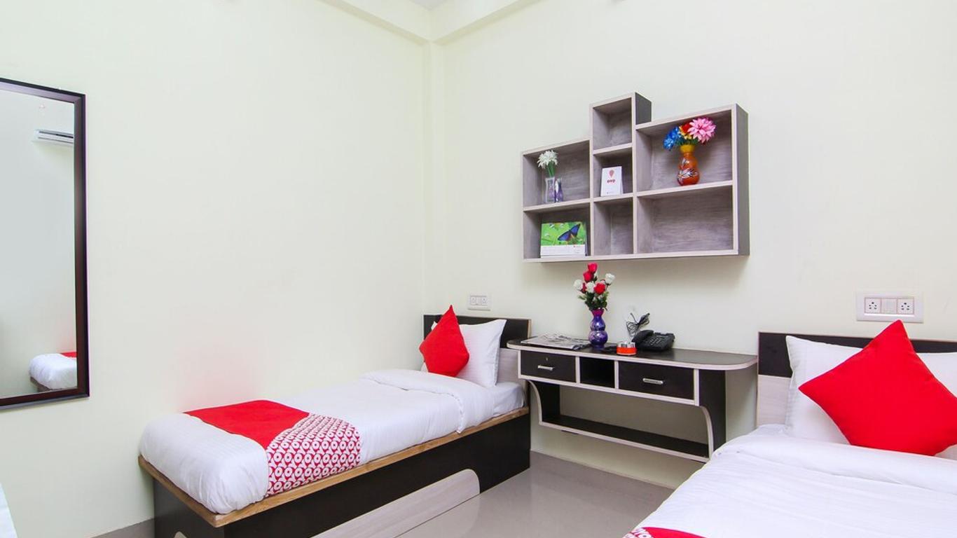 Oyo 12446 Shree Sai Guest House