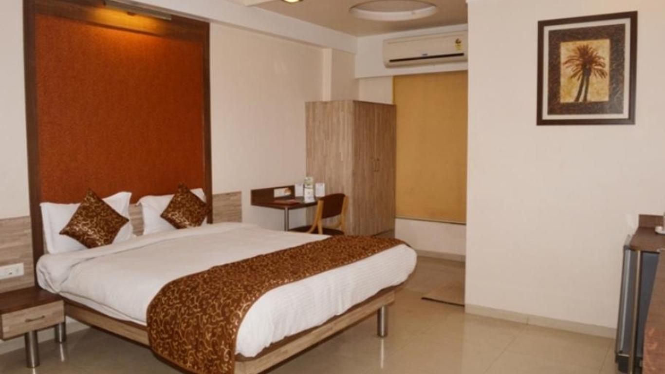 Budget Inn Palm Regency