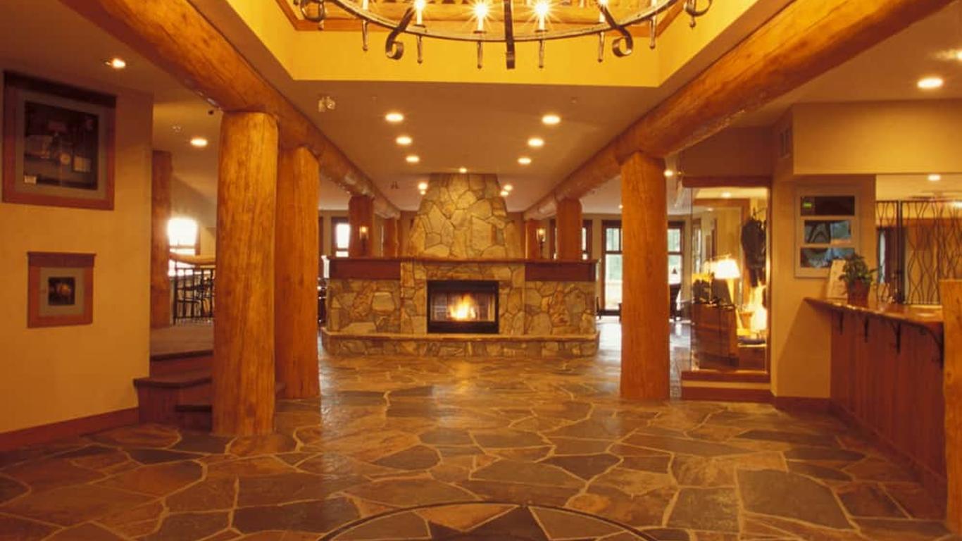 Snow Creek Lodge by Fernie Lodging Co
