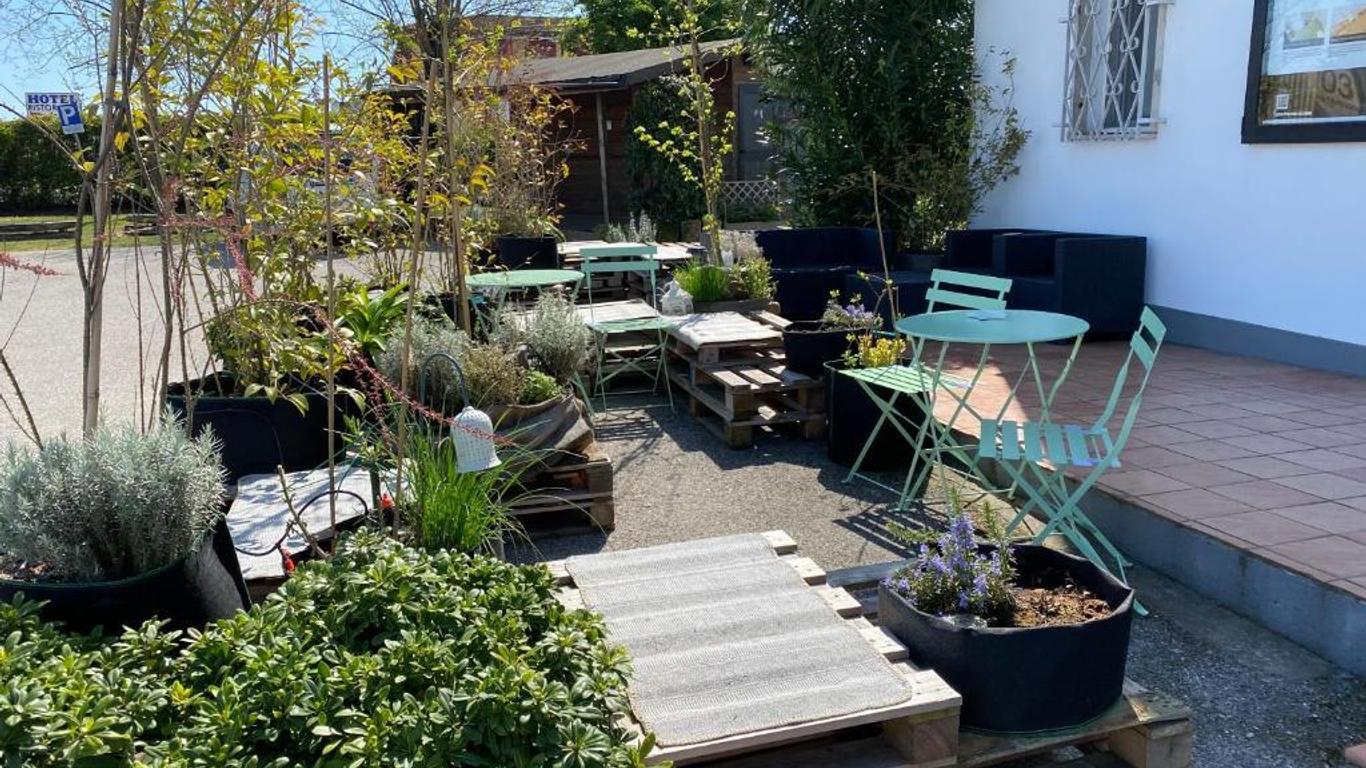 Balabuska Rooms & Garden