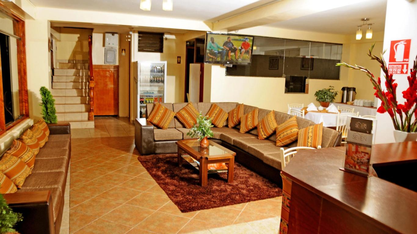 Seven Mapi Hotel