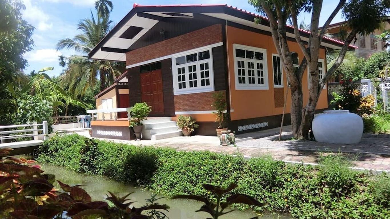 Meephawa Resort