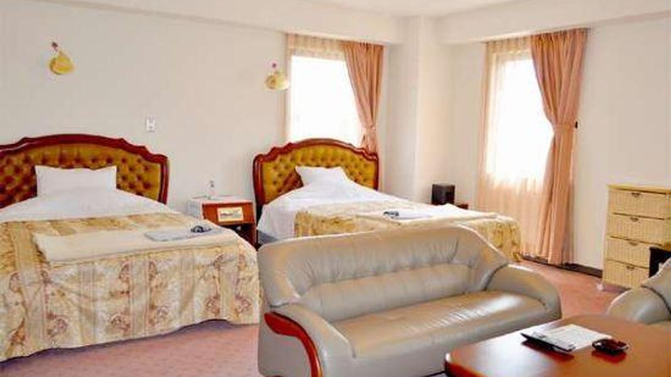 Omagari Empire Hotel