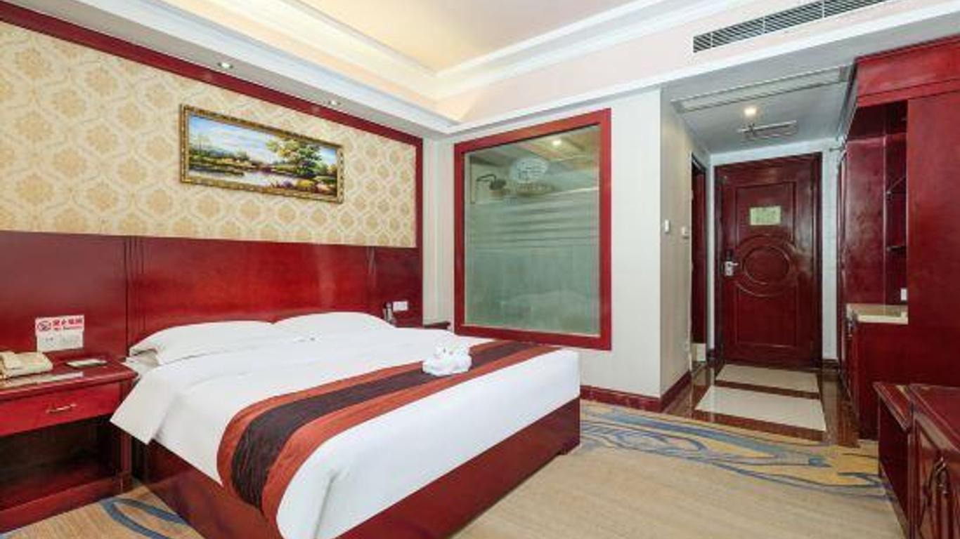 Venice Hotel