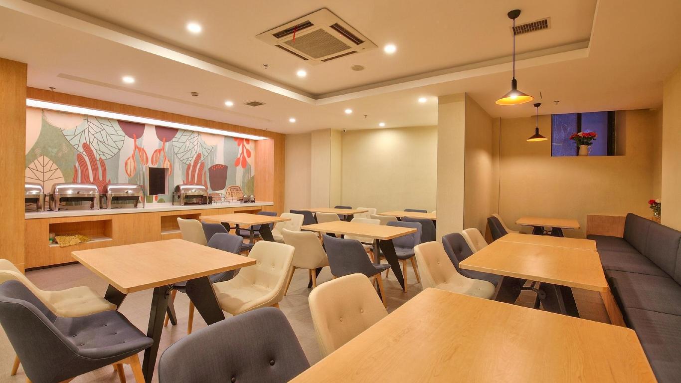 Hanting Express Ningbo Tian yi Square Newbranch