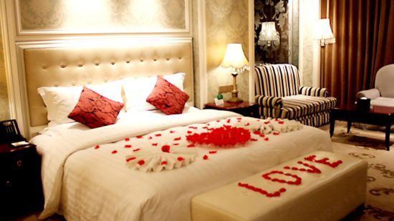 Fengguan Holiday Hotel