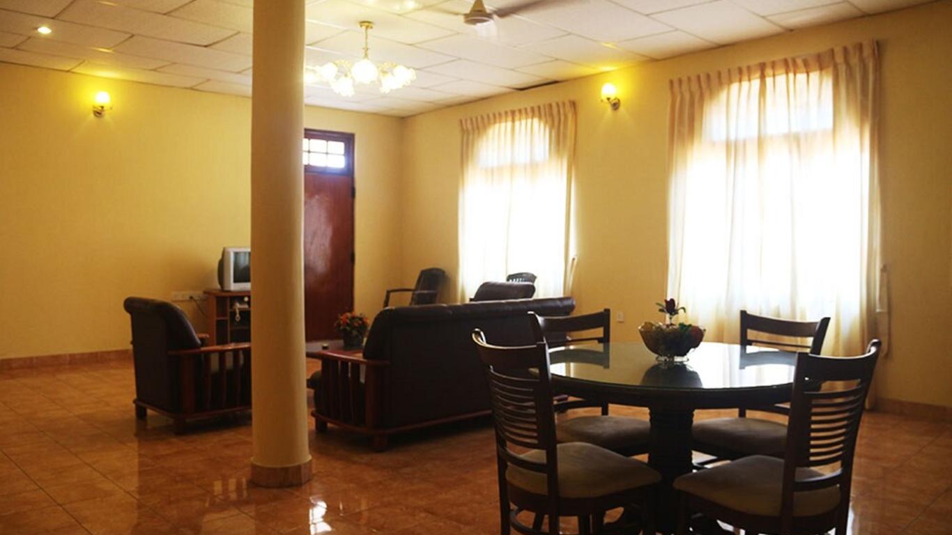 Hotel Red Rose