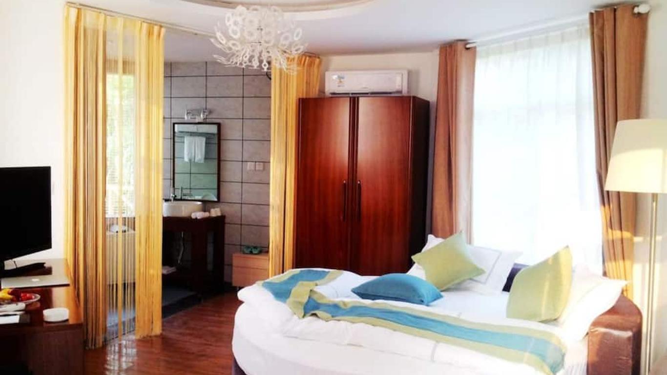 Nanchang Scenery Retreats