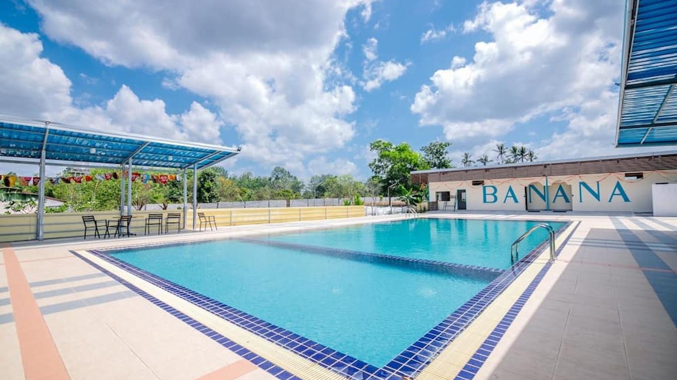 Banana Resort Sadao
